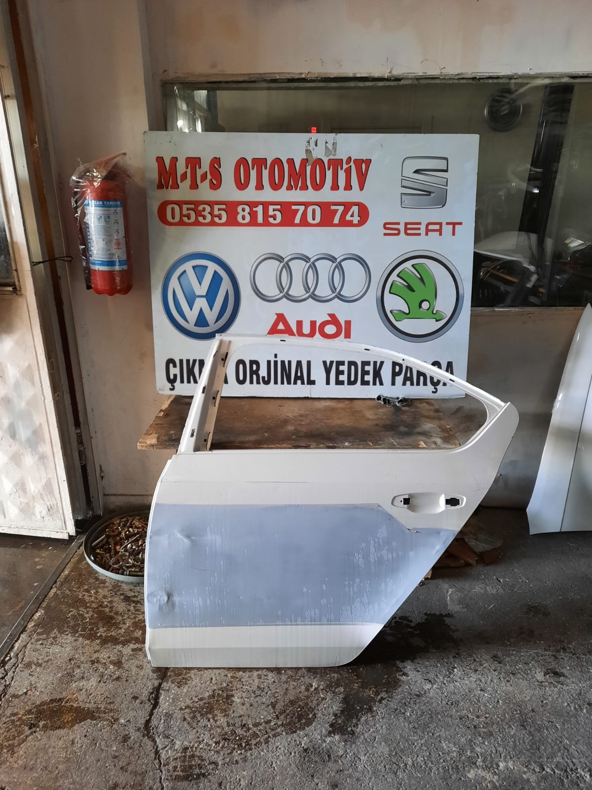 Skoda octavia sol arka kapı 2012-2018